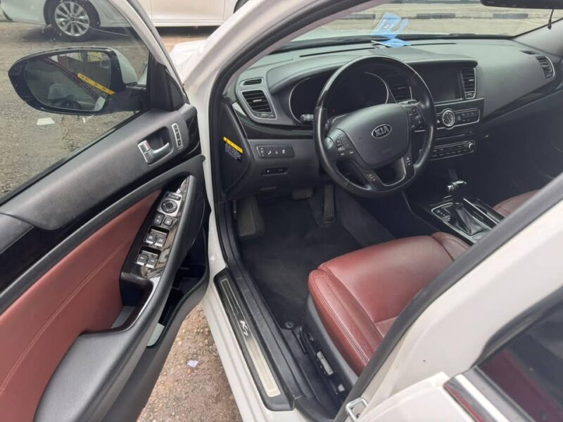 Kia K7 Full options
